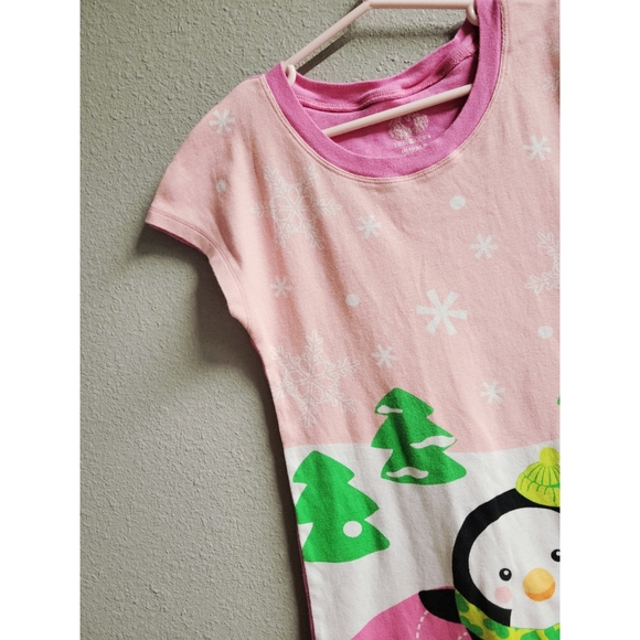 Fruit Of The Loom Penguin Gown - Picture 2 of 6